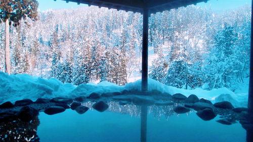 雪景温泉欧美图片,雪景温泉的欧美风情画卷